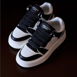 Men's Black and White Sneakers